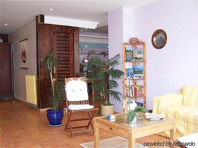 Brit Hotel Des Halles Concarneau Dalaman gambar